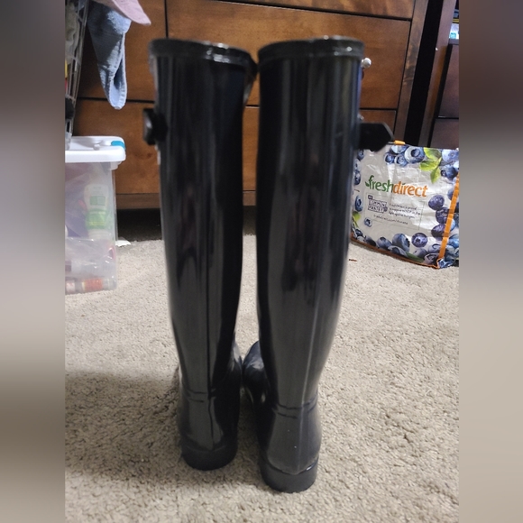 Hunter tall glossy boots sz 5.5 - Picture 2 of 4